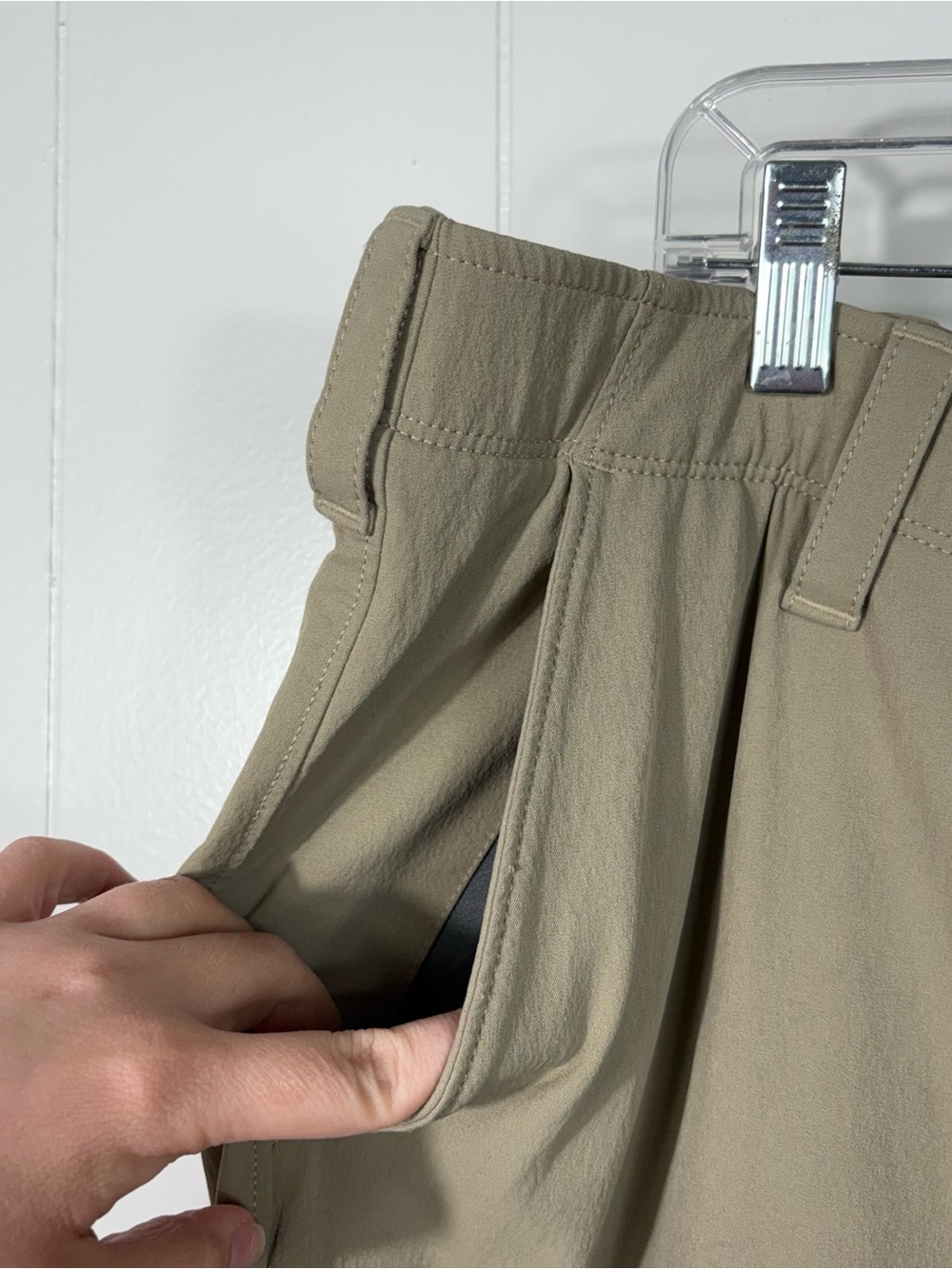 Under Armour Matchplay Khaki Loose Fit Khaki Golf Pants 1289878 40x32 Athletic - Picture 2 of 7